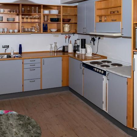 Guesthouse At The Boat Harbour Tórshavn Exterior foto